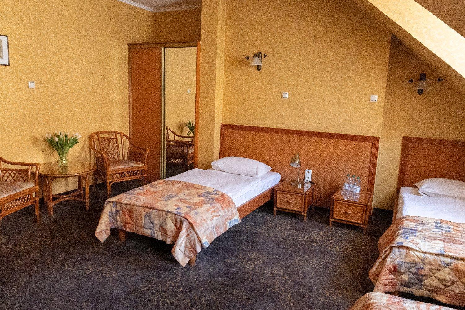 Hotel Calisia Каліш Екстер'єр фото