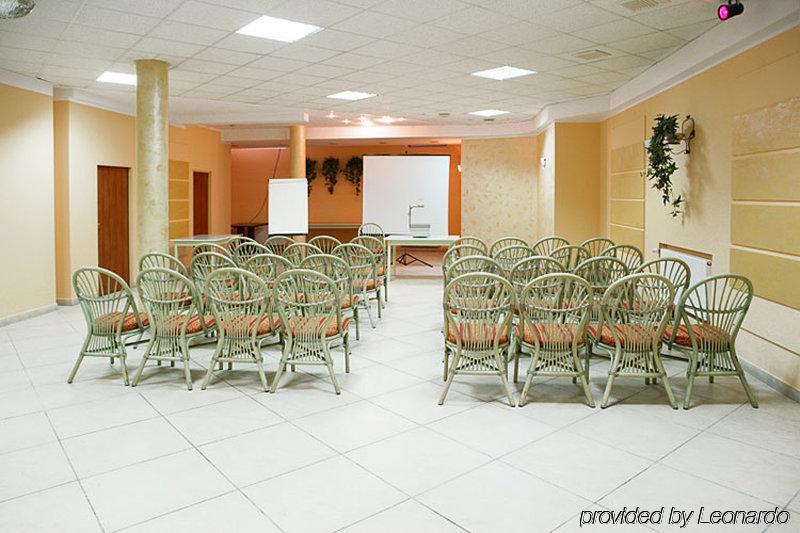 Hotel Calisia Каліш Зручності фото